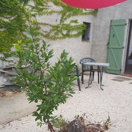 Aux Oliviers Hotel Homps  Exterior foto